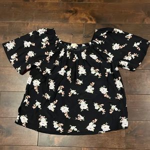 Black t-shirt with designs